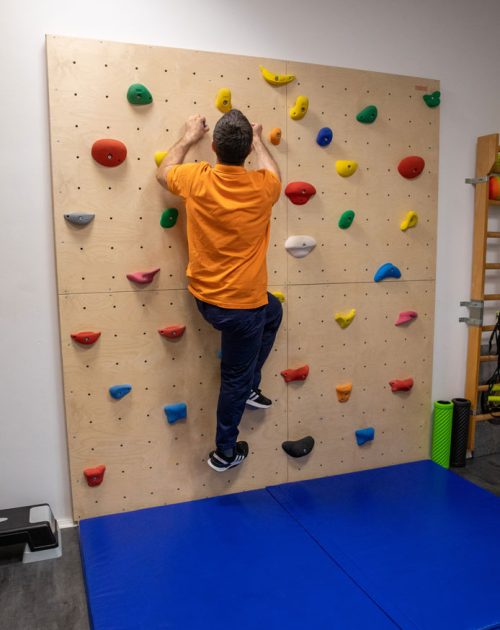 Therapeutisches Klettern in – Physiotherapie ars movendi Therapeutisches Klettern in - Physiotherapie ars movendi