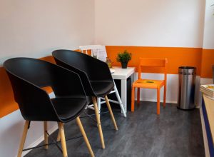 Wartezimmer – Physiotherapie ars movendi in Ratingen Wartezimmer - Physiotherapie ars movendi in Ratingen